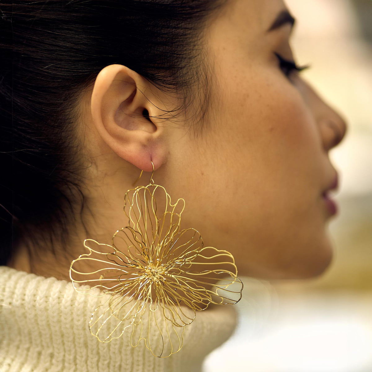 Pendientes Flor Grande Dorada